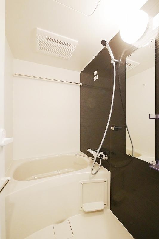 バス・シャワールーム　☆ゆったりくつろげるお風呂☆