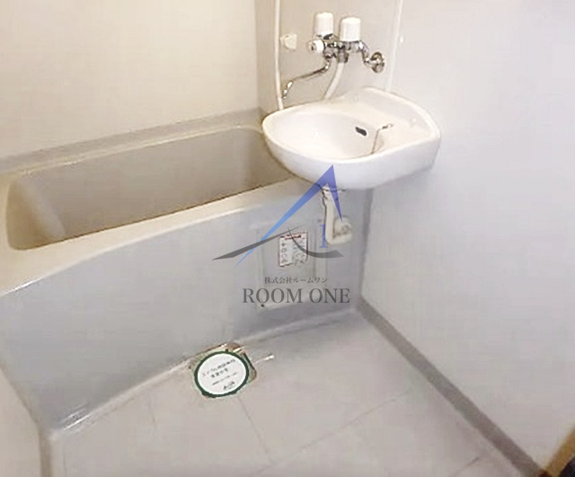 バス・シャワールーム　お風呂です。