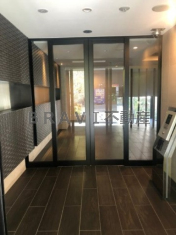 ロビー　【GRAN PASEO心斎橋EAST】モニター付きオートロッ