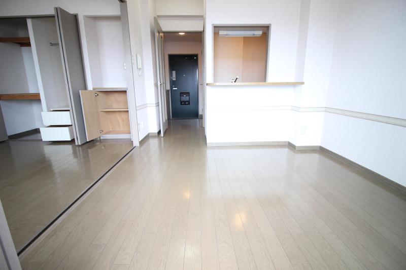 居室・リビング　リビング8帖