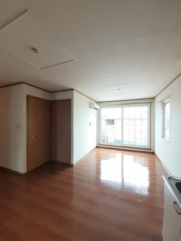 居室・リビング　ゆったり過ごせるリビングです