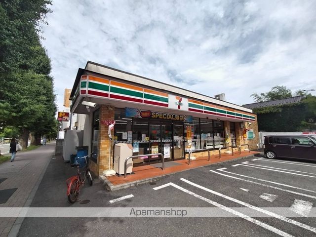 コンビニ　セブンイレブン（コンビニ）まで498m