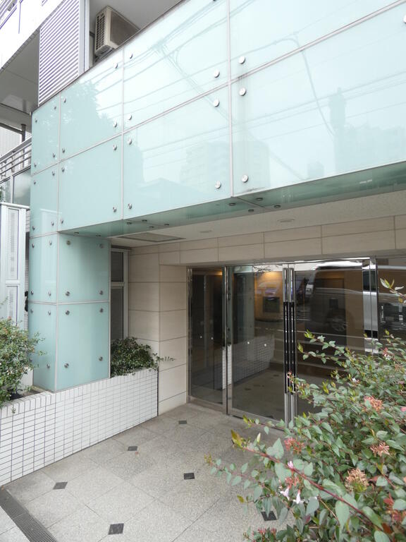 エントランス　エントランス