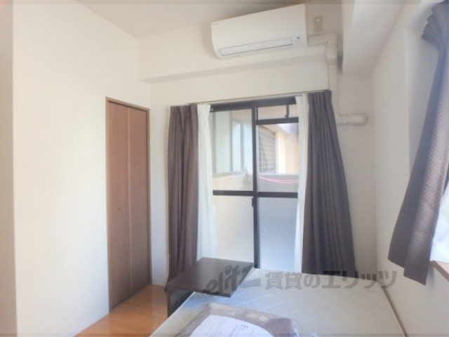 居室・リビング　洋室