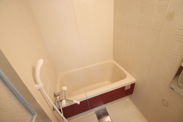 バス・シャワールーム　別室の参考写真です。※現況優先