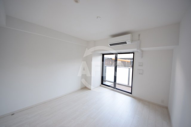 居室・リビング　アドバンス大阪フェリシア　リビング