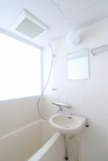 バス・シャワールーム　同仕様写真