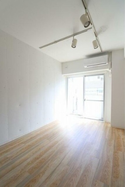 居室・リビング　同仕様写真