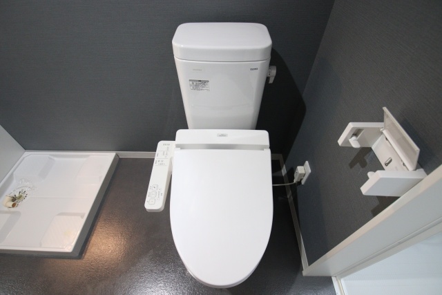 トイレ　※別室の参考写真の為、現況優先です。