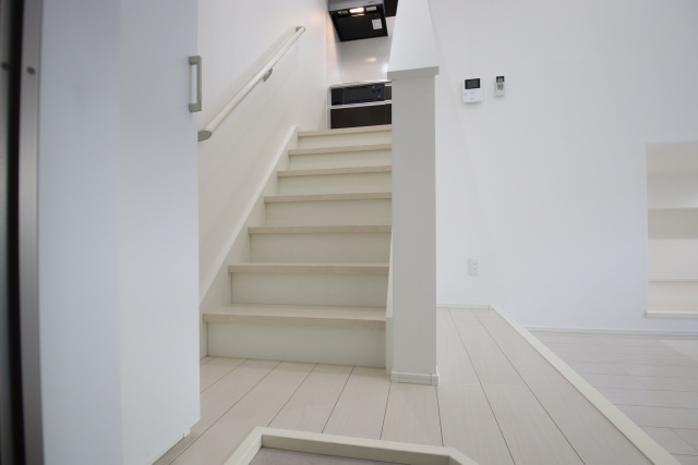 玄関　※別室の参考写真の為、現況優先です。