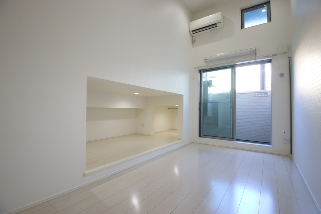 居室・リビング　※別室の参考写真の為、現況優先です。