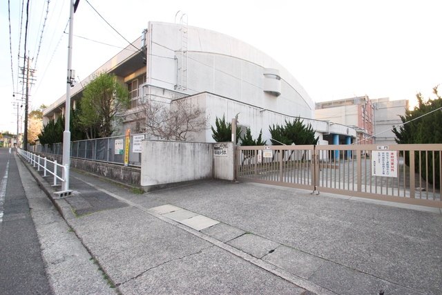 小学校　名古屋市立鳥羽見小学校（小学校）まで600m