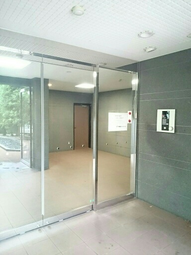エントランス　エントランス