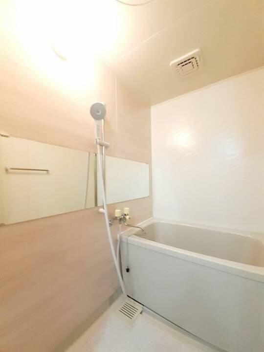 バス・シャワールーム　浴室