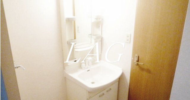 洗面設備　洗面台です。