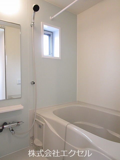 バス・シャワールーム　追い焚き・浴室乾燥付きです。