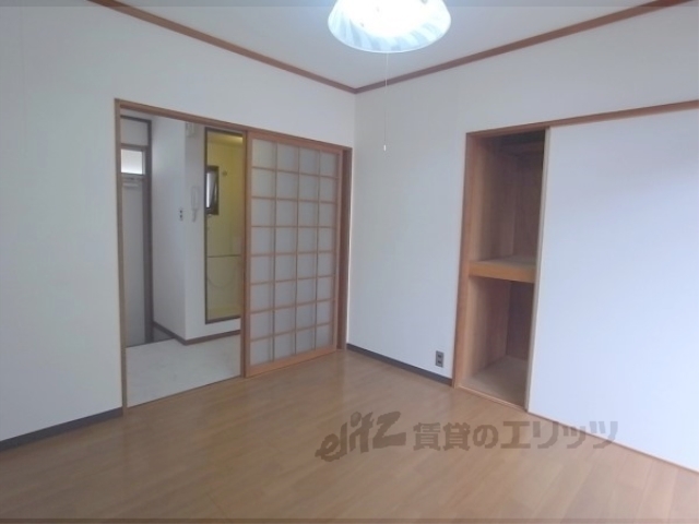 居室・リビング　洋室