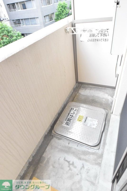 バルコニー　バルコニー