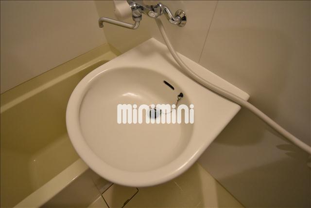 洗面設備　お風呂場の洗面台