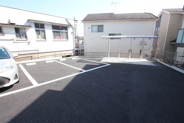 駐車場　駐車場（要空き確認）