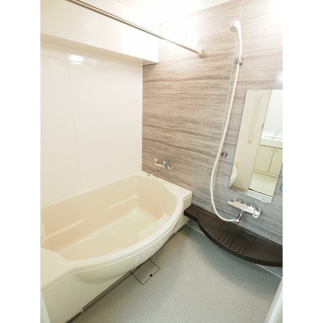 バス・シャワールーム　浴室乾燥付き