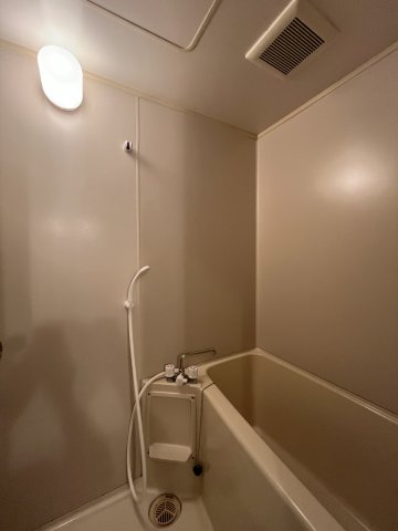 バス・シャワールーム　サニーセレクトコーポ　浴室