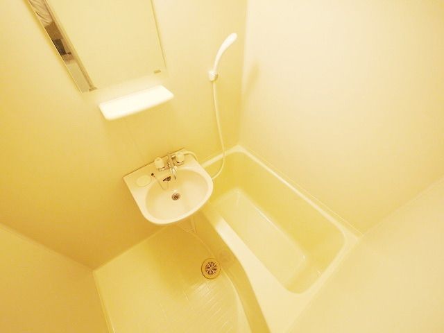 バス・シャワールーム　★ゆったりバスルーム★