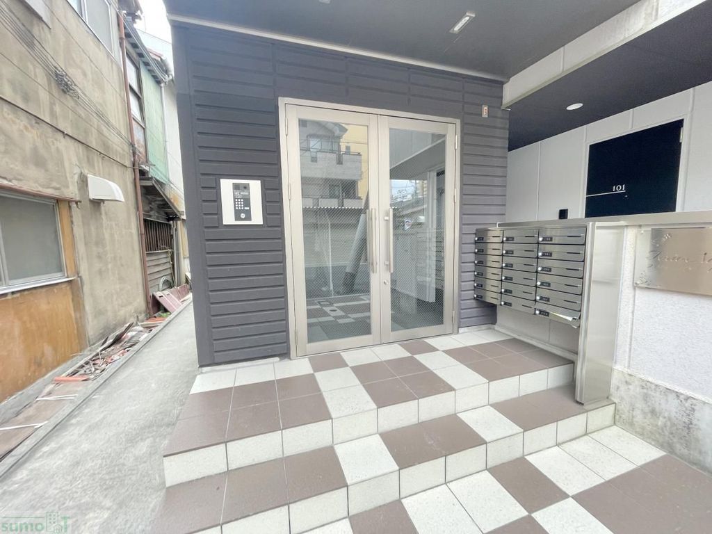 エントランス　エントランス