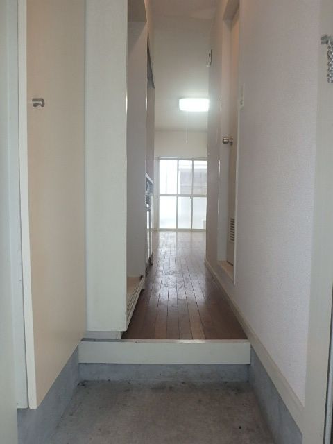 玄関　室内・室内設備