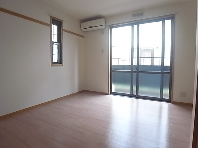 その他部屋・スペース　採光良好、広々空間