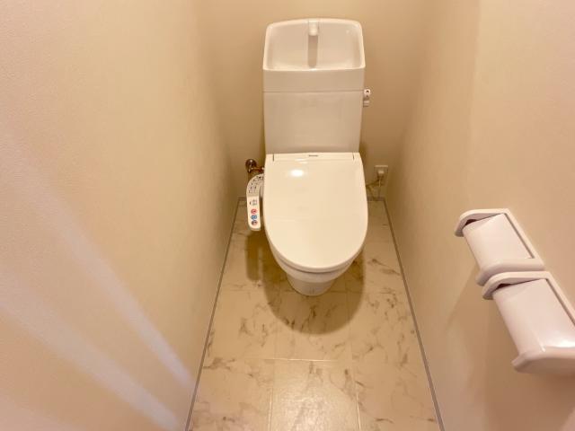 トイレ　シャワー付トイレ