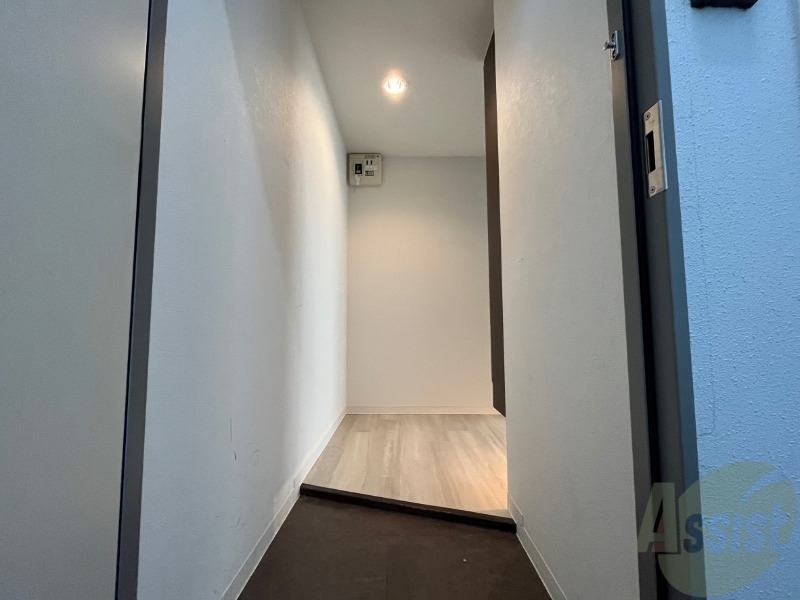 玄関　玄関です。白を基調としていて清潔感があります！