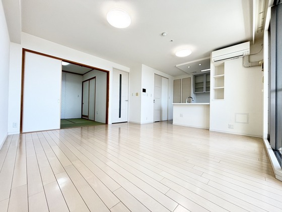 居室・リビング　リビング