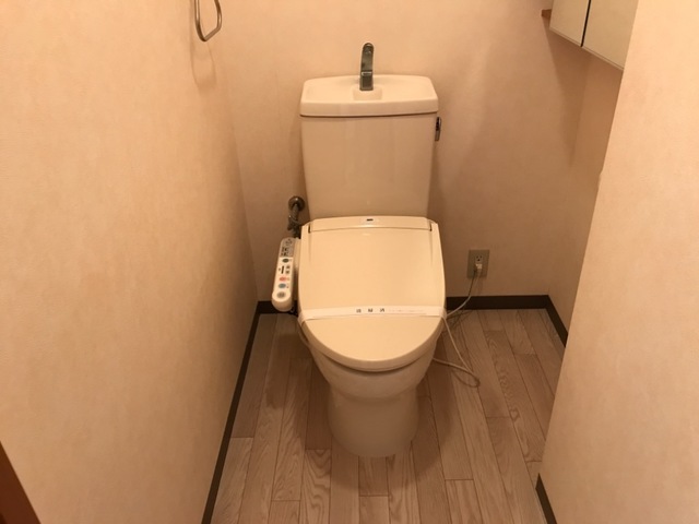 トイレ　シャワー付トイレ
