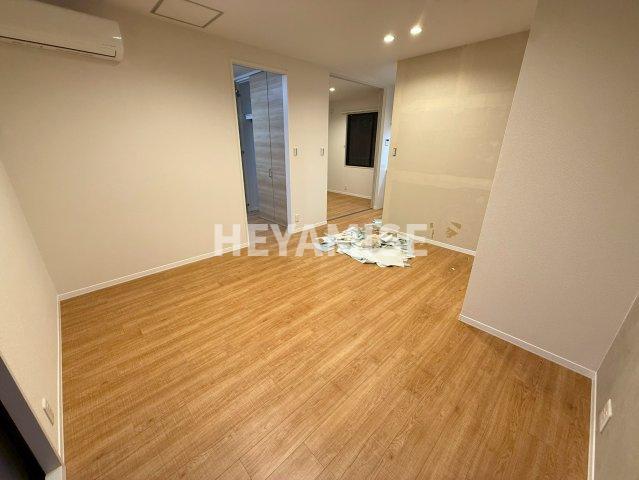 居室・リビング　※リフォーム中の写真です