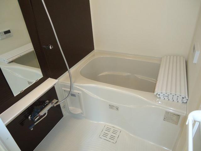 バス・シャワールーム　バスルーム