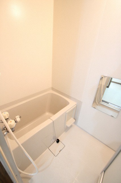 バス・シャワールーム　浴室