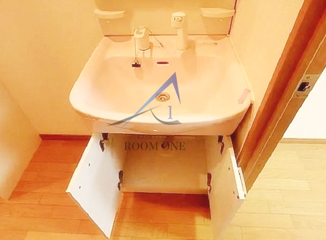 洗面設備　洗面台です。