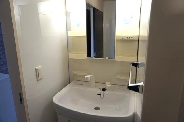 洗面設備　洗髪洗面化粧台