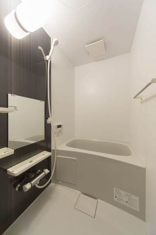 バス・シャワールーム　疲れはこちらで流します