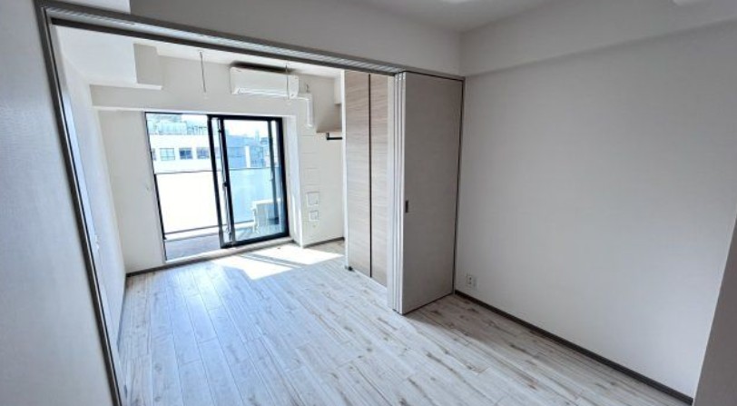 居室・リビング　※別部屋参考写真