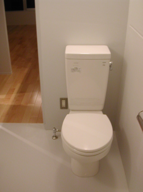 トイレ　DUO COURT大井