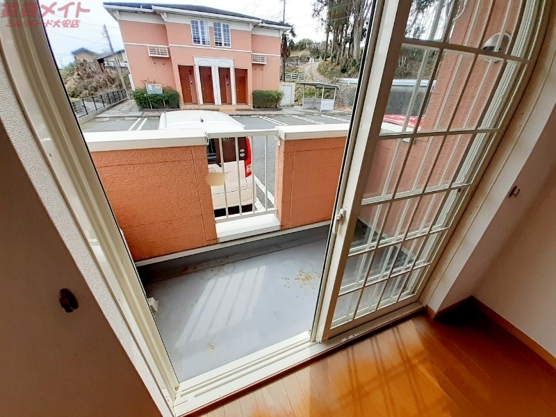 バルコニー　同型参考写真