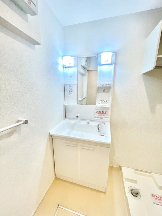 洗面設備　※同タイプ他号室