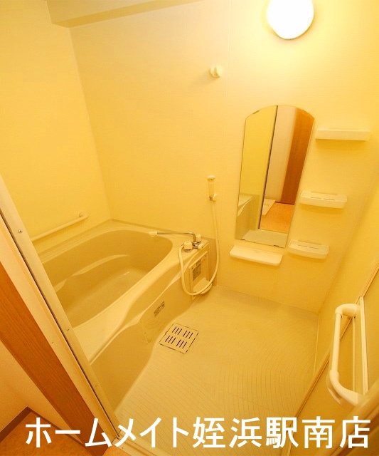 バス・シャワールーム　★お早めにお電話ください★参考写真