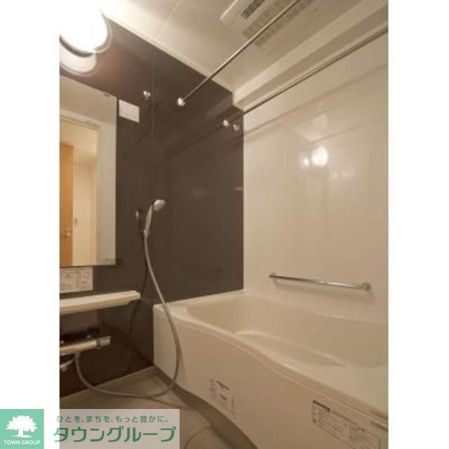 バス・シャワールーム　※写真は同タイプ住戸です。