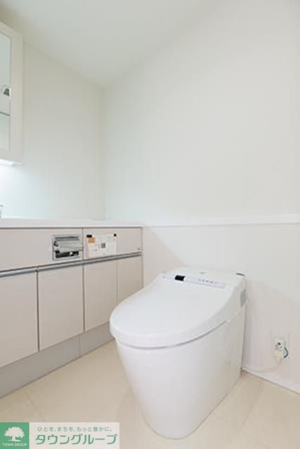 トイレ　※写真は同タイプ住戸です。