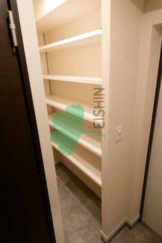 玄関　下駄箱もしっかりついてます！