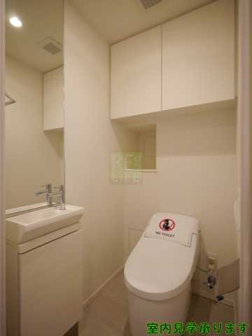 トイレ　別部屋の参考写真です