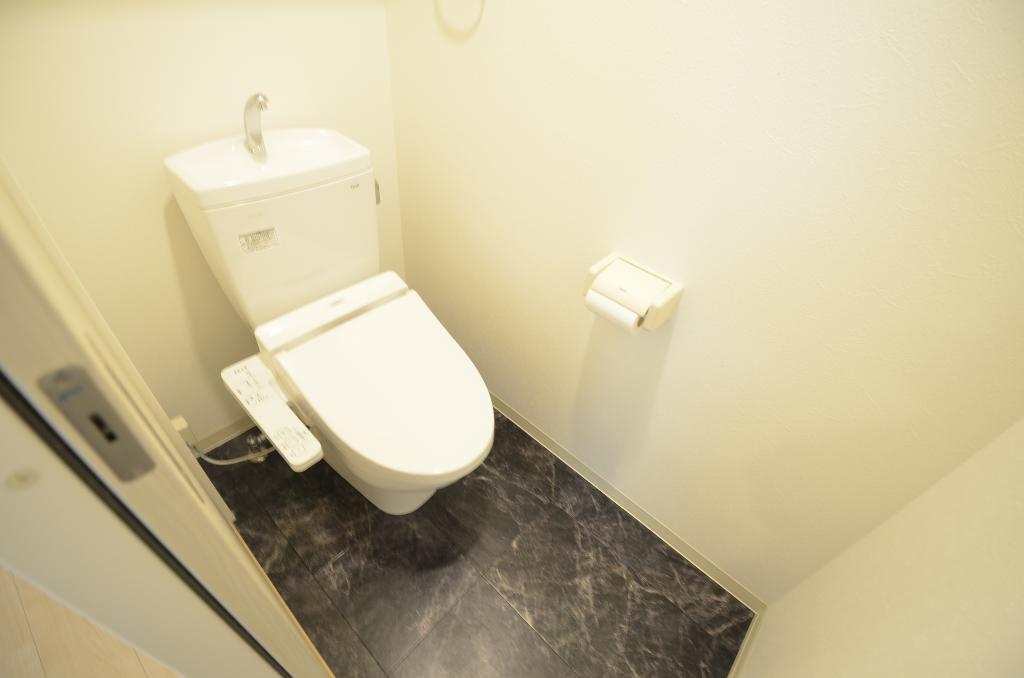 トイレ　シャワー付トイレ